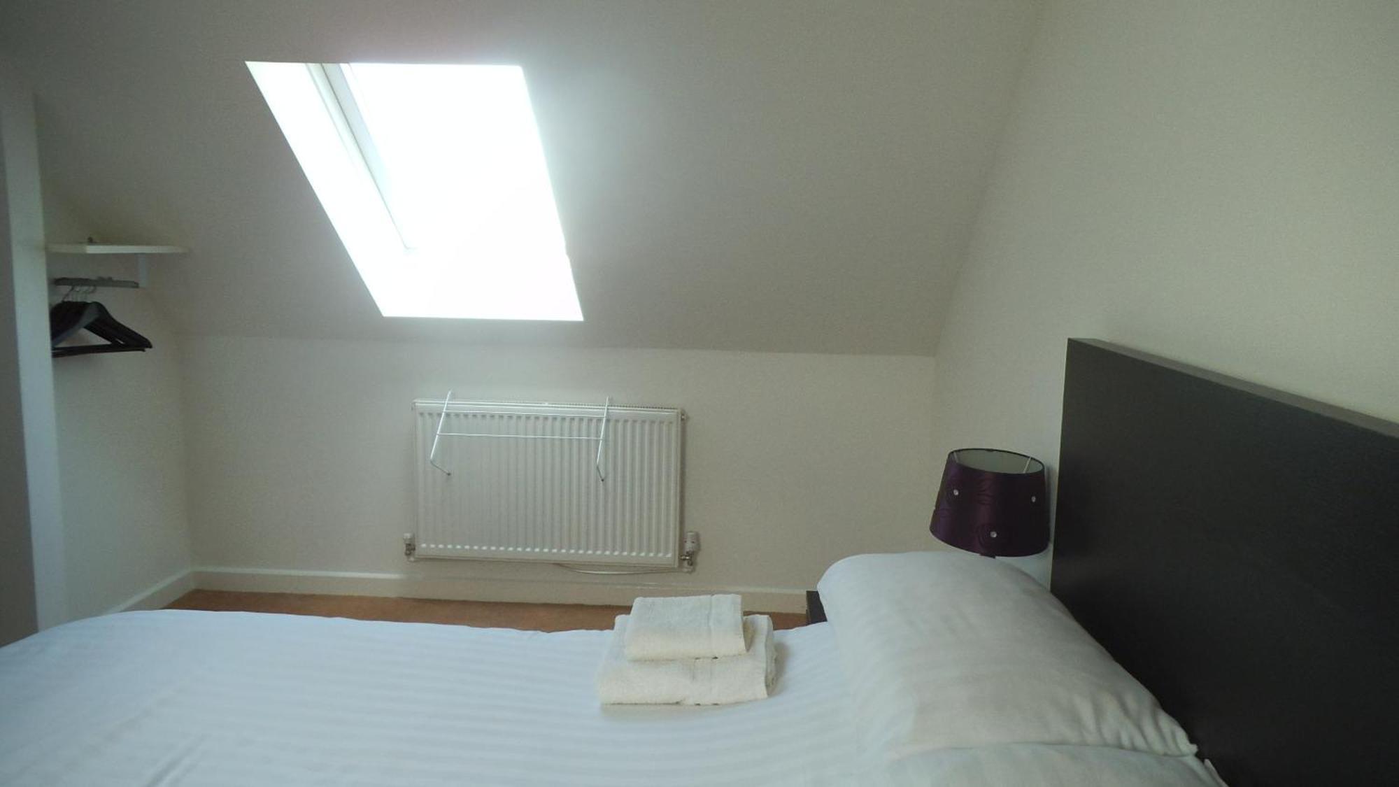 Elm Tree Farm Accommodation Милтън Кейнс Екстериор снимка