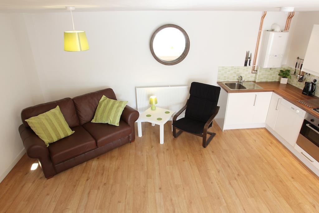 Elm Tree Farm Accommodation Милтън Кейнс Стая снимка